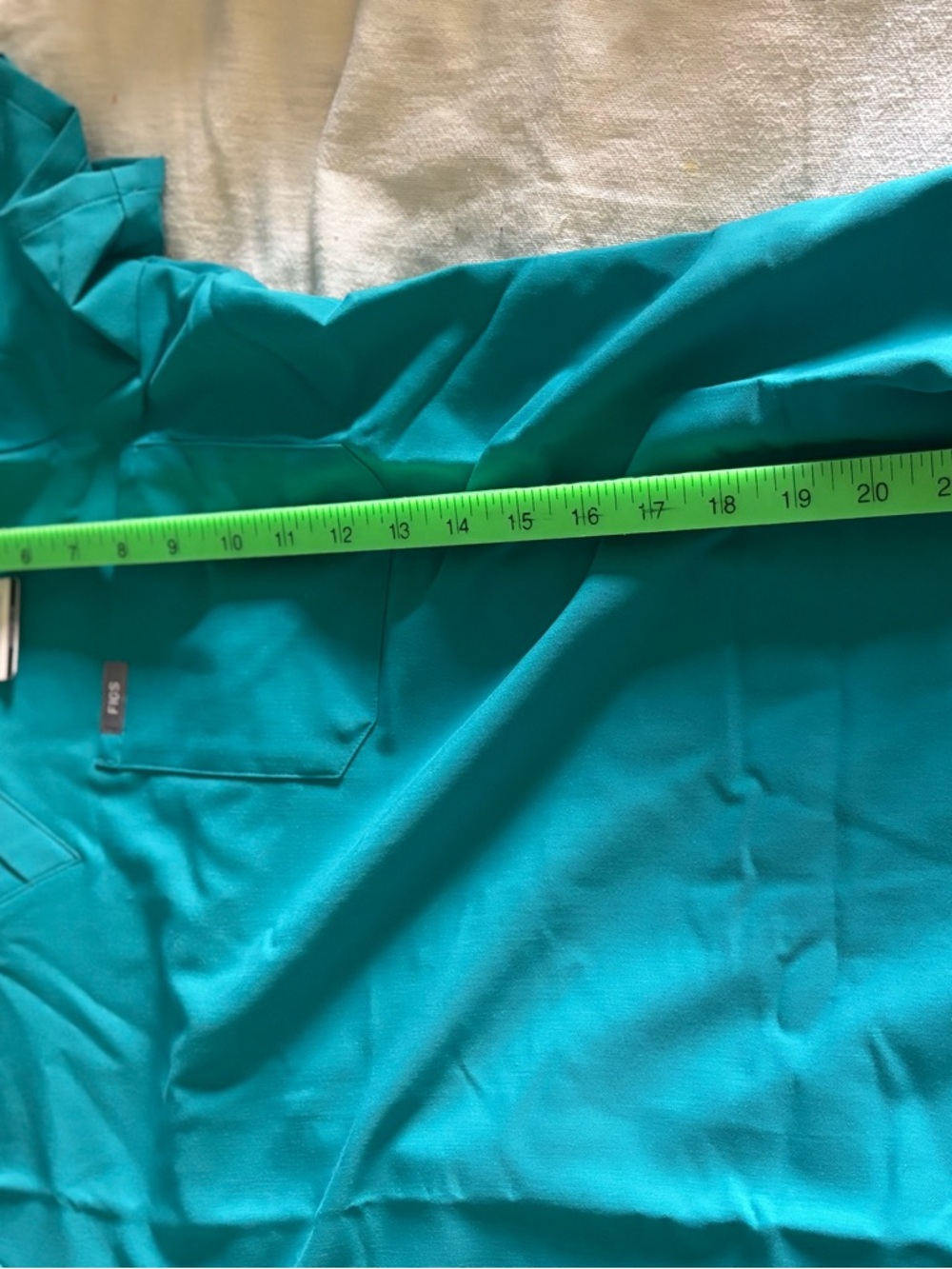 NWT FIGS Catarina Short Sleeve Scrub Top Teal SIZE SMALL - Picture 6 of 6